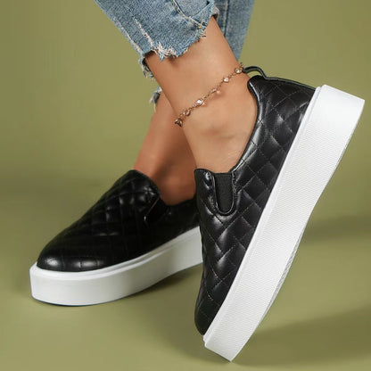 Flat Round Toe Low Heel Simple Solid Color Slip-on Shoes